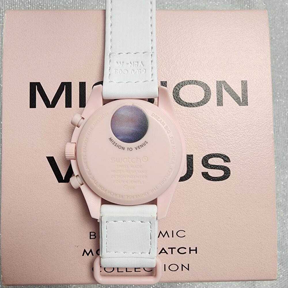 Swatch X Omega Bioceramic Moonswatch Mission To The VENUS - Picture 2 of 8